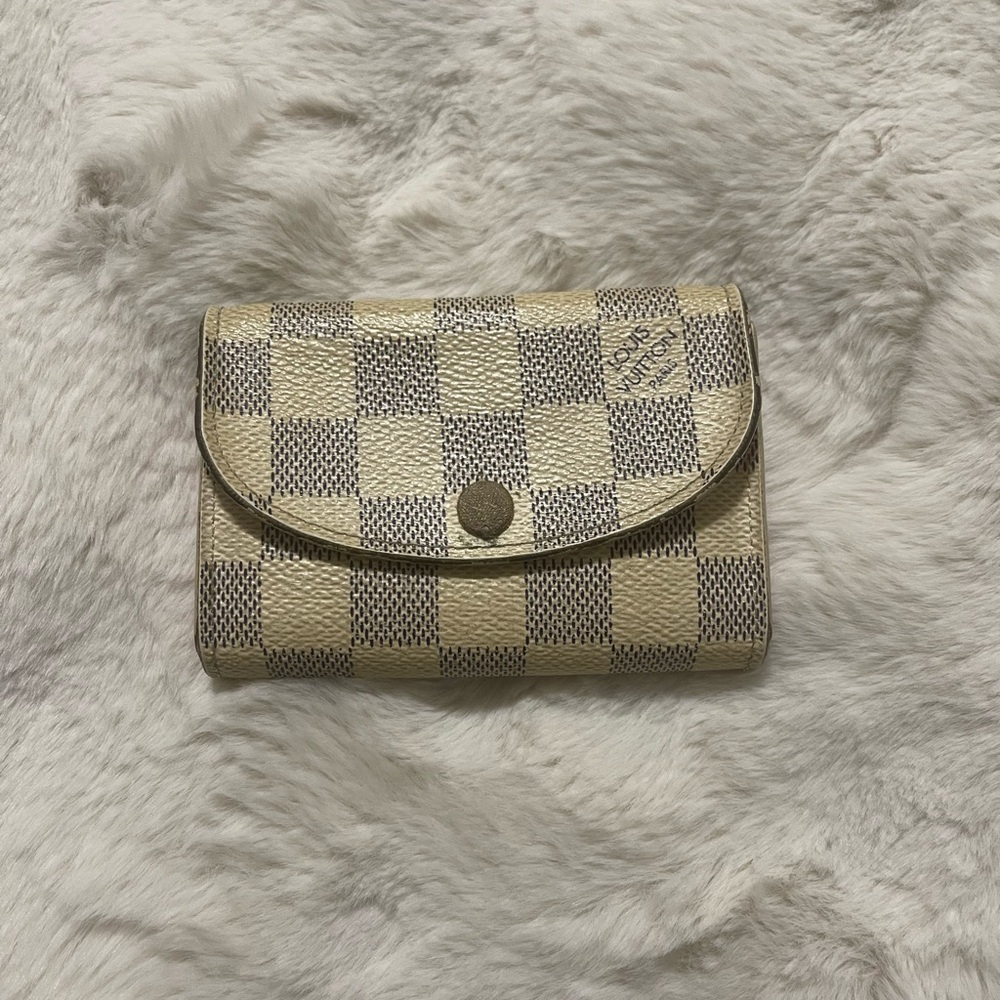 Louis Vuitton Azur Damier Rosalie Monnaie Porte Cream and Pink
Checkered Wallet
